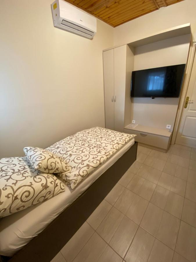 Bed and Breakfast Jacint Apartman Hajdúszoboszló Zewnętrze zdjęcie